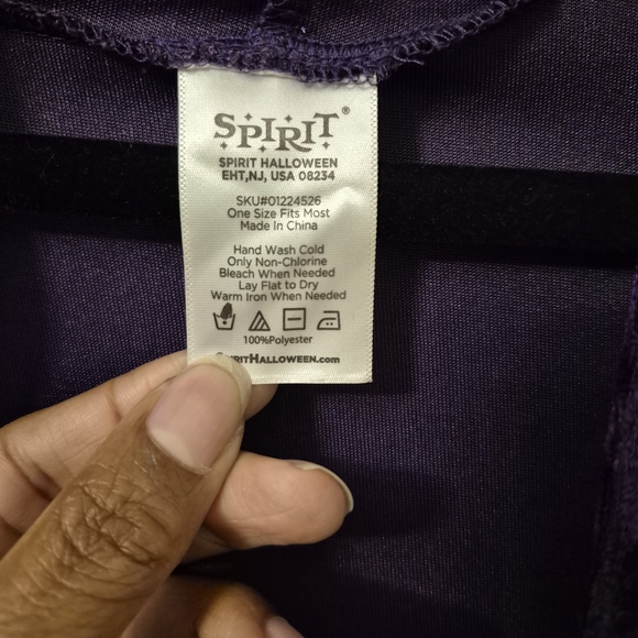 Purple Hooded Cape - Picture 4 of 4